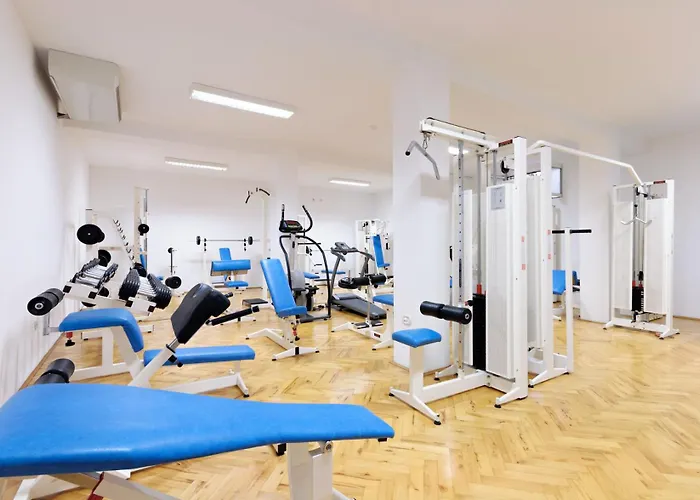 Epario 3* لوبار