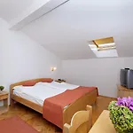 Epario