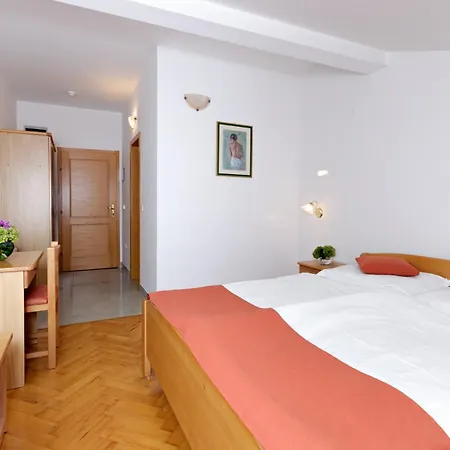 Hotel Epario