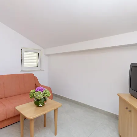 Hotel Epario 3*