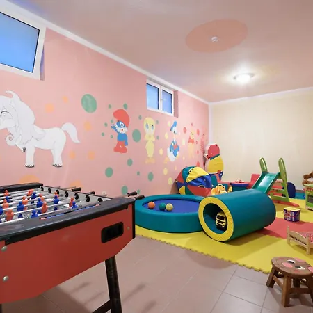 Hotel Epario 3*