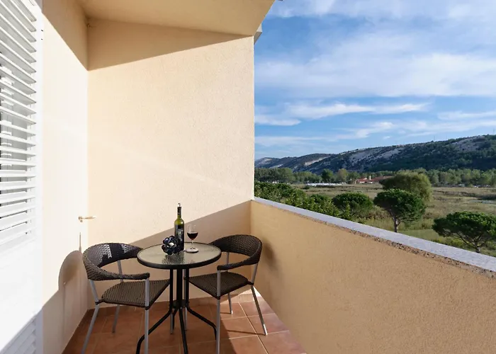 Hotel Epario 3*